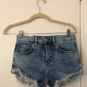 Forever 21 mid rise shorts